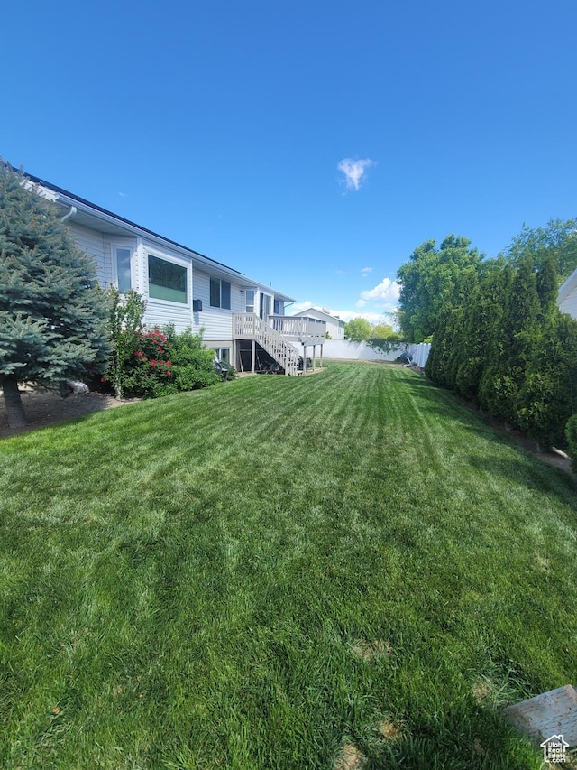2981 S Pika Dr, West Valley City, UT 84128 - view of green lawn with stairway