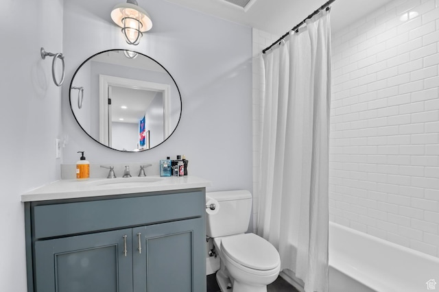 567 W Cascade Meadows Loop S, Midway, UT 84049 - full bath featuring toilet, vanity, and shower / tub combo with curtain