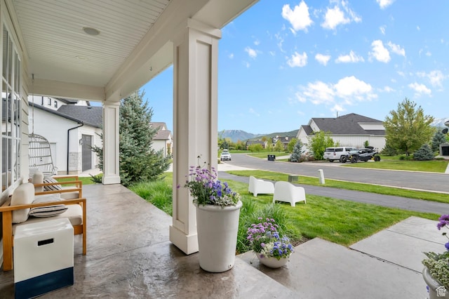 567 W Cascade Meadows Loop S, Midway, UT 84049 - porch with a residential view