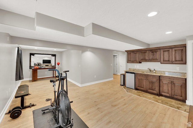 7215 S Aerie Hill Dr W, West Jordan, UT 84081 - exercise area featuring light wood-style flooring, baseboards, recessed lighting, and a sink