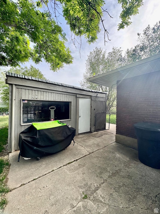 52 W 2000 N, Sunset, UT 84015 - view of garage