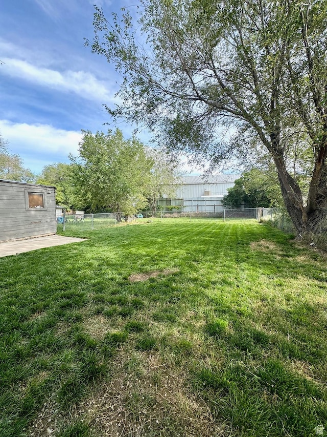 52 W 2000 N, Sunset, UT 84015 - view of yard