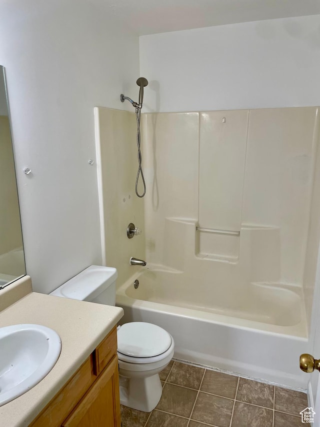 6939 S Florentine Way, West Jordan, UT 84084 - full bath featuring vanity, shower / bathtub combination, and toilet
