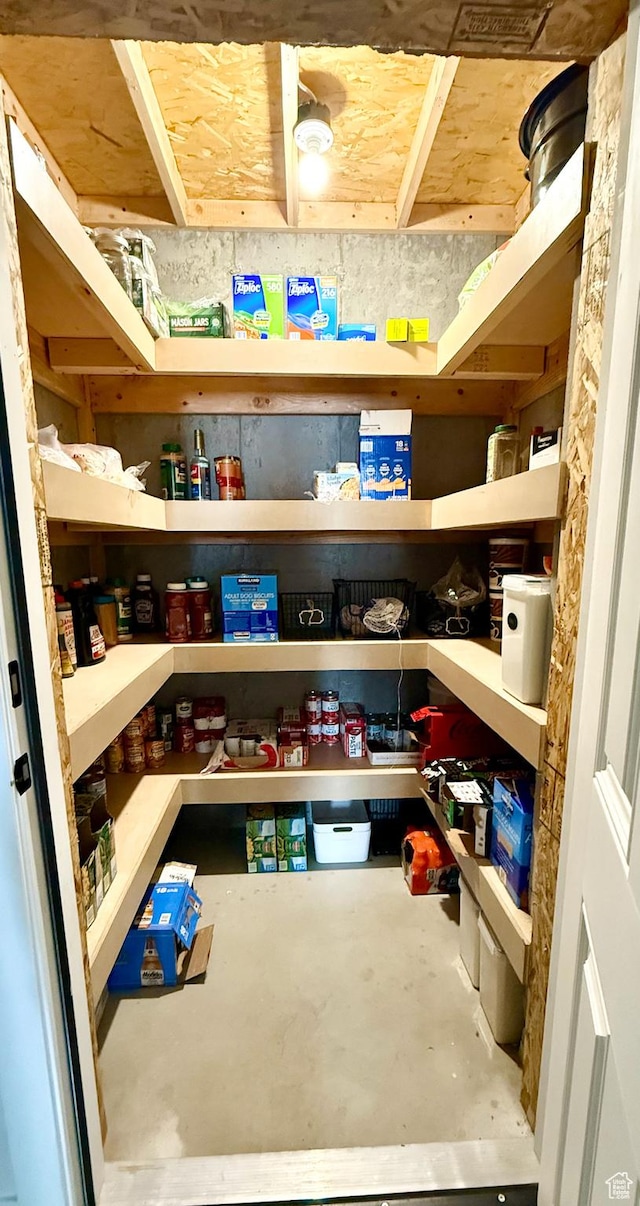 1384 E Abigail Ln, Eagle Mountain, UT 84005 - view of pantry