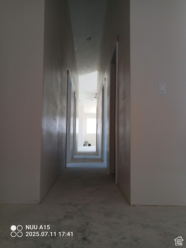 10960 N Anderson Way, Tremonton, UT 84337 - view of corridor