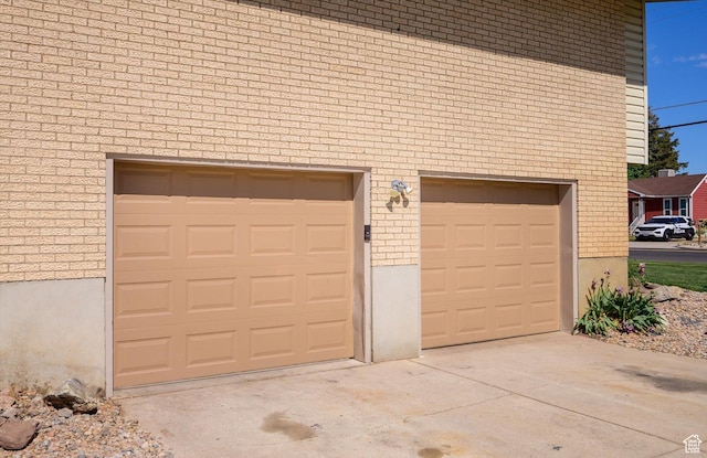 2263 W 4400 S, Roy, UT 84067 - garage with concrete driveway