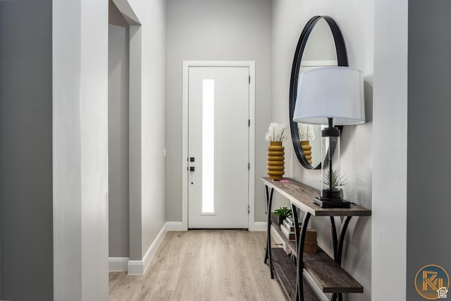 1060 W Jonathon Dr, Washington, UT 84780 - entrance foyer featuring wood finished floors and baseboards