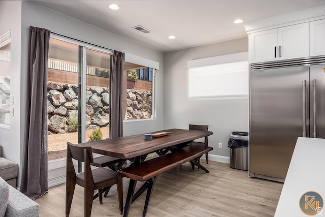 1060 W Jonathon Dr, Washington, UT 84780 - dining room featuring light wood-style flooring, recessed lighting, and baseboards