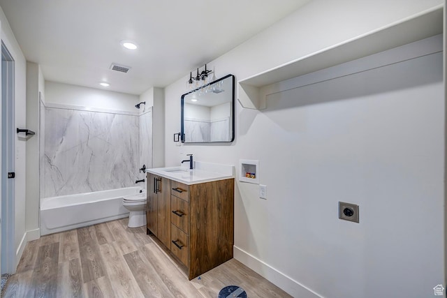 1605 S 1100 W, Payson, UT 84651 - bathroom featuring vanity, tub / shower combination, wood finished floors, and recessed lighting