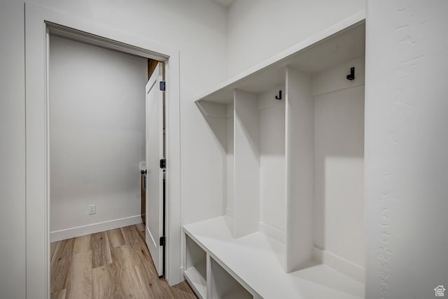 1605 S 1100 W, Payson, UT 84651 - mudroom with light wood-type flooring and baseboards