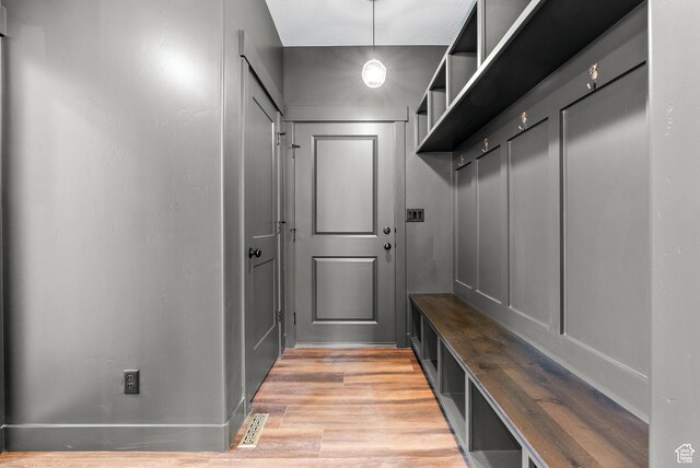 275 S 2800 E Unit 201, Spanish Fork, UT 84660 - mudroom featuring light wood-style flooring