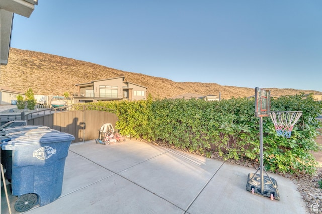 3207 W 2650 S, Hurricane, UT 84737 - view of patio / terrace with a mountain view