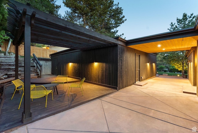 2655 E Hiawatha Cir, Salt Lake City, UT 84108 - deck with a patio