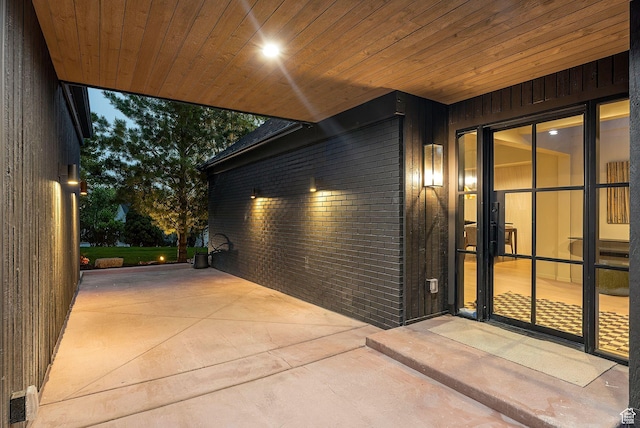 2655 E Hiawatha Cir, Salt Lake City, UT 84108 - view of garage
