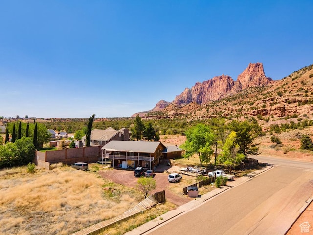 785 N Lauritzen St, Hildale, UT 84784 - view of mountain backdrop