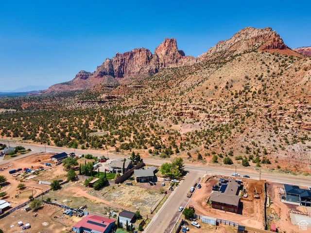 785 N Lauritzen St, Hildale, UT 84784 - aerial view of property's location with a mountain backdrop and a desert landscape