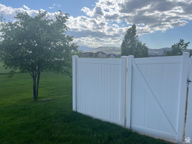 2027 W 2175 N, Lehi, UT 84043 - gate with a mountain view