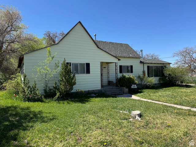 109 W 300 S, Holden, UT 84636 - view of front facade featuring a front yard and a shingled roof