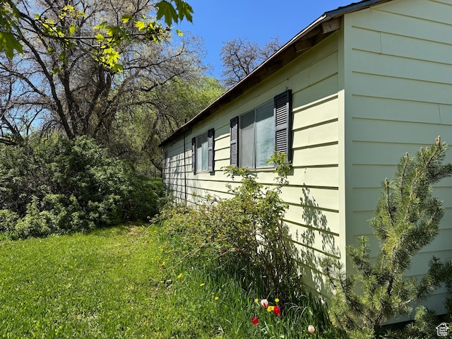 109 W 300 S, Holden, UT 84636 - view of side of home featuring a yard