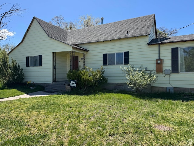 109 W 300 S, Holden, UT 84636 - bungalow-style house with a front lawn and roof with shingles