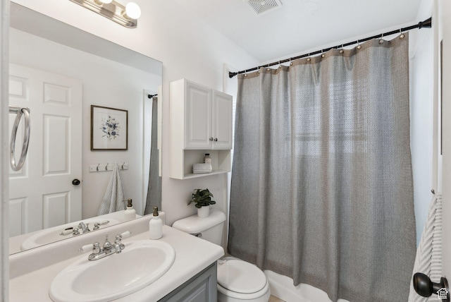 926 N 600 W, American Fork, UT 84003 - full bathroom featuring toilet, vanity, and shower / tub combo with curtain