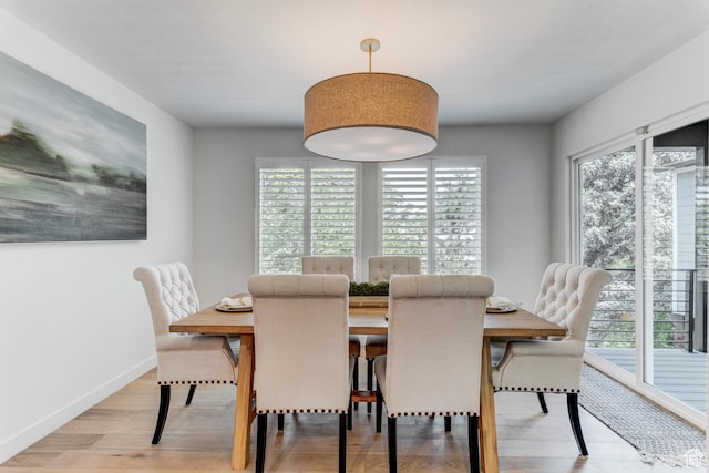 7474 S Brighton Way, Cottonwood Heights, UT 84121 - dining area with light wood-style flooring and baseboards