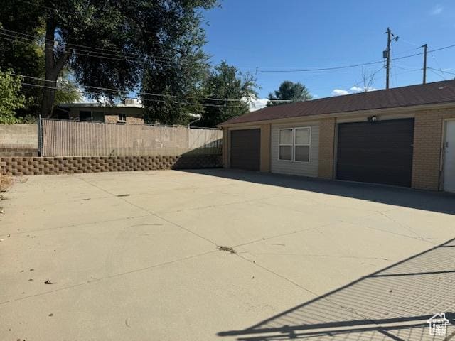 3165 S Green St, Salt Lake City, UT 84106 - view of side of property with an outbuilding