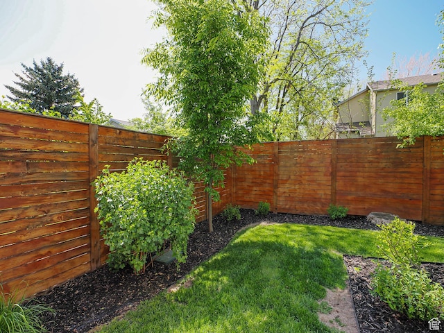4535 S Bleecker Pl, Millcreek, UT 84117 - view of yard