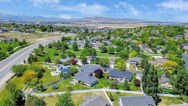 42 E Frontier Ct, Saratoga Springs, UT 84045 - aerial view of residential area featuring mountains