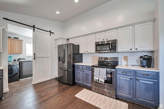 267 W Noah Cir S, Murray, UT 84107 - kitchen featuring stainless steel appliances, light countertops, decorative backsplash, dark wood-style floors, and blue cabinets