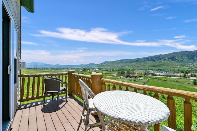 5063 E Lakeview Dr Unit 1001, Eden, UT 84310 - wooden deck featuring a mountain view