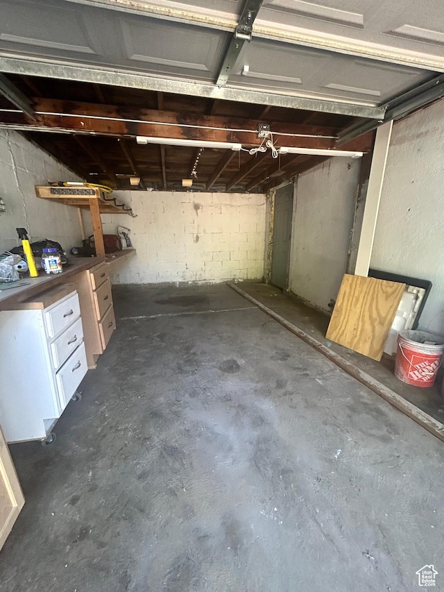3042 Adams Ave, Ogden, UT 84403 - view of garage