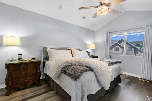 1038 N Plaza Dr, Richfield, UT 84701 - bedroom with vaulted ceiling, wood finished floors, baseboards, and ceiling fan