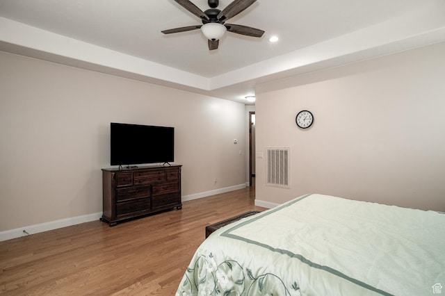 814 N High Ground Dr, Dammeron Valley, UT 84783 - bedroom featuring baseboards, light wood-type flooring, recessed lighting, and ceiling fan