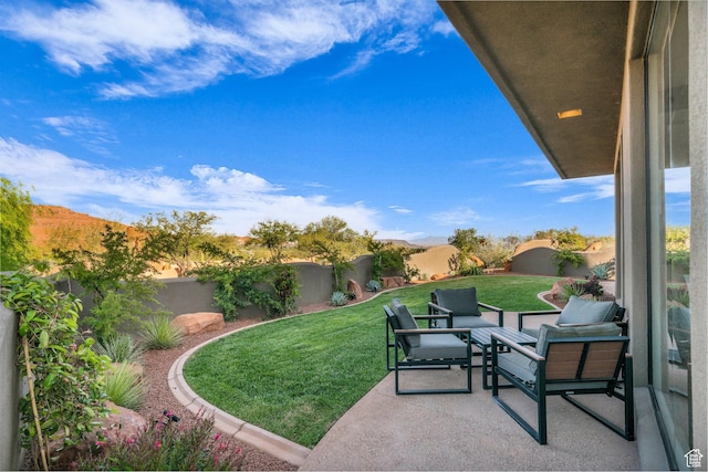 2549 W Sinagua Trl Unit 26, St George, UT 84770 - view of yard with a patio area and a mountain view