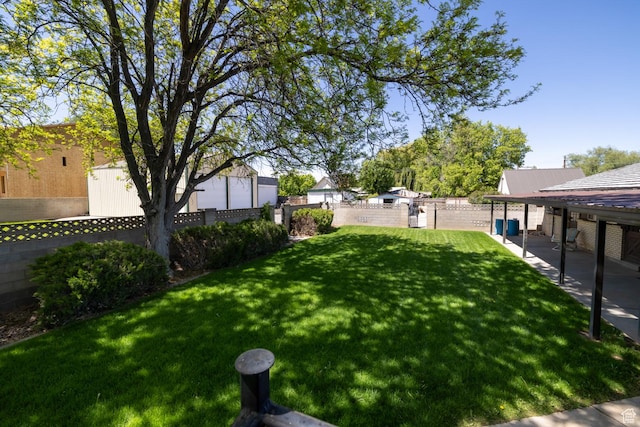550 S 1500 W, Vernal, UT 84078 - view of yard with a patio