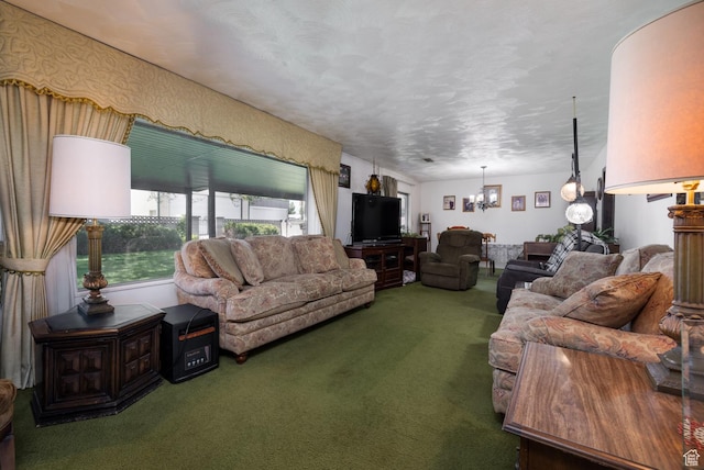 550 S 1500 W, Vernal, UT 84078 - living area featuring a chandelier and carpet floors