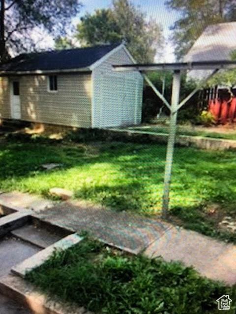 1419 S Grant, Ogden, UT 84404 - view of green lawn