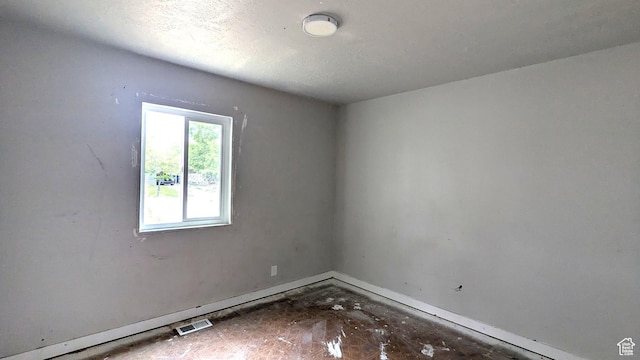 4650 W Mildred St, Kearns, UT 84118 - unfurnished room featuring baseboards