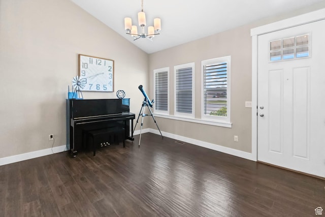 495 E 100 S, Centerfield, UT 84622 - foyer entrance featuring a chandelier, wood finished floors, baseboards, and vaulted ceiling