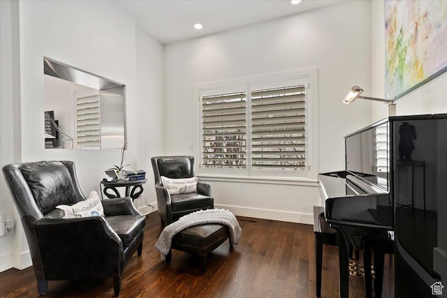 848 S Greenwood Ter E, Salt Lake City, UT 84105 - living area with wood finished floors, baseboards, healthy amount of natural light, and recessed lighting