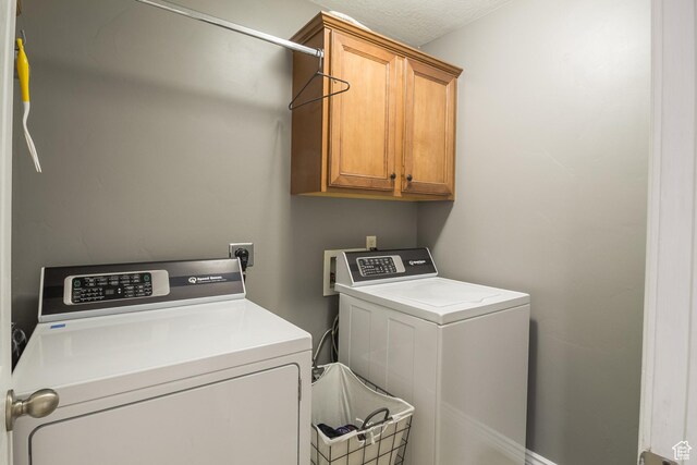113 E 1500 N, Vernal, UT 84078 - laundry area with cabinet space and washing machine and dryer