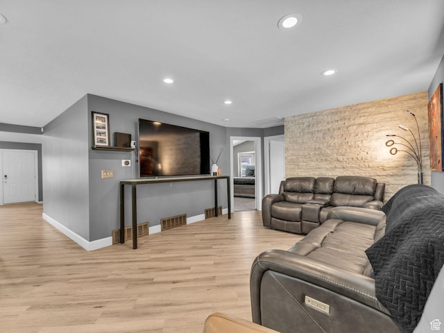 10685 S Superior Cir E, Sandy, UT 84094 - living room featuring baseboards, recessed lighting, and light wood-style flooring
