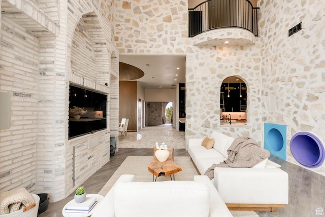 2836 S 2300th Cir E, St George, UT 84790 - living area with a towering ceiling and wood finished floors