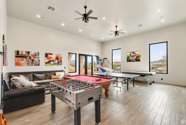 2836 S 2300th Cir E, St George, UT 84790 - playroom with ceiling fan, recessed lighting, and light wood-style flooring