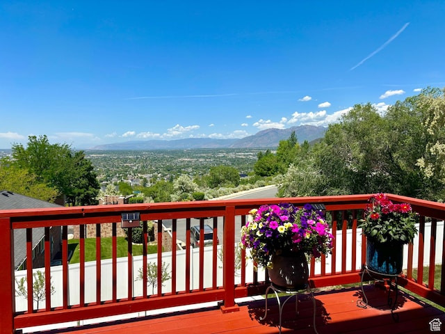 463 E Braidhill Dr, Draper, UT 84020 - wooden terrace with a mountain view