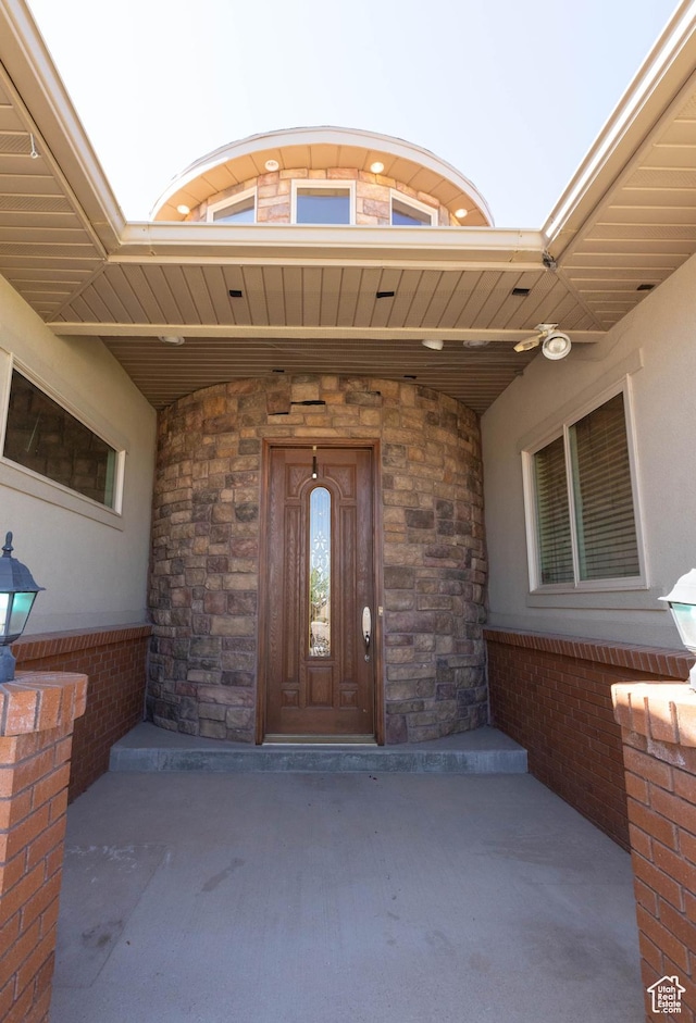 935 S 950 E, Ephraim, UT 84627 - property entrance featuring stone siding and stucco siding