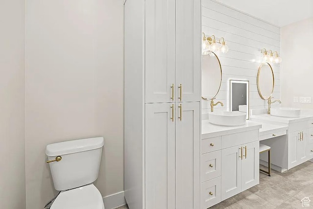 281 N 460 E, Elsinore, UT 84724 - bathroom with double vanity and toilet