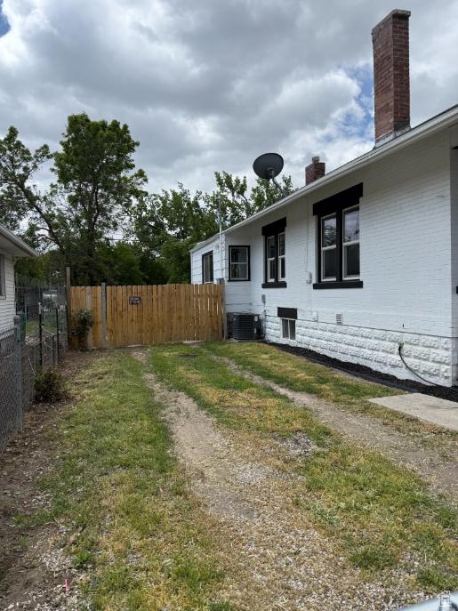 197 W Center St, Midvale, UT 84047 - view of yard featuring cooling unit