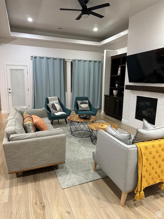 2786 S 3780 W, Hurricane, UT 84737 - living room featuring a raised ceiling, ceiling fan, wood finished floors, and recessed lighting